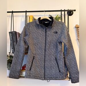 North Face Women's Apex Chromium Thermal jacket